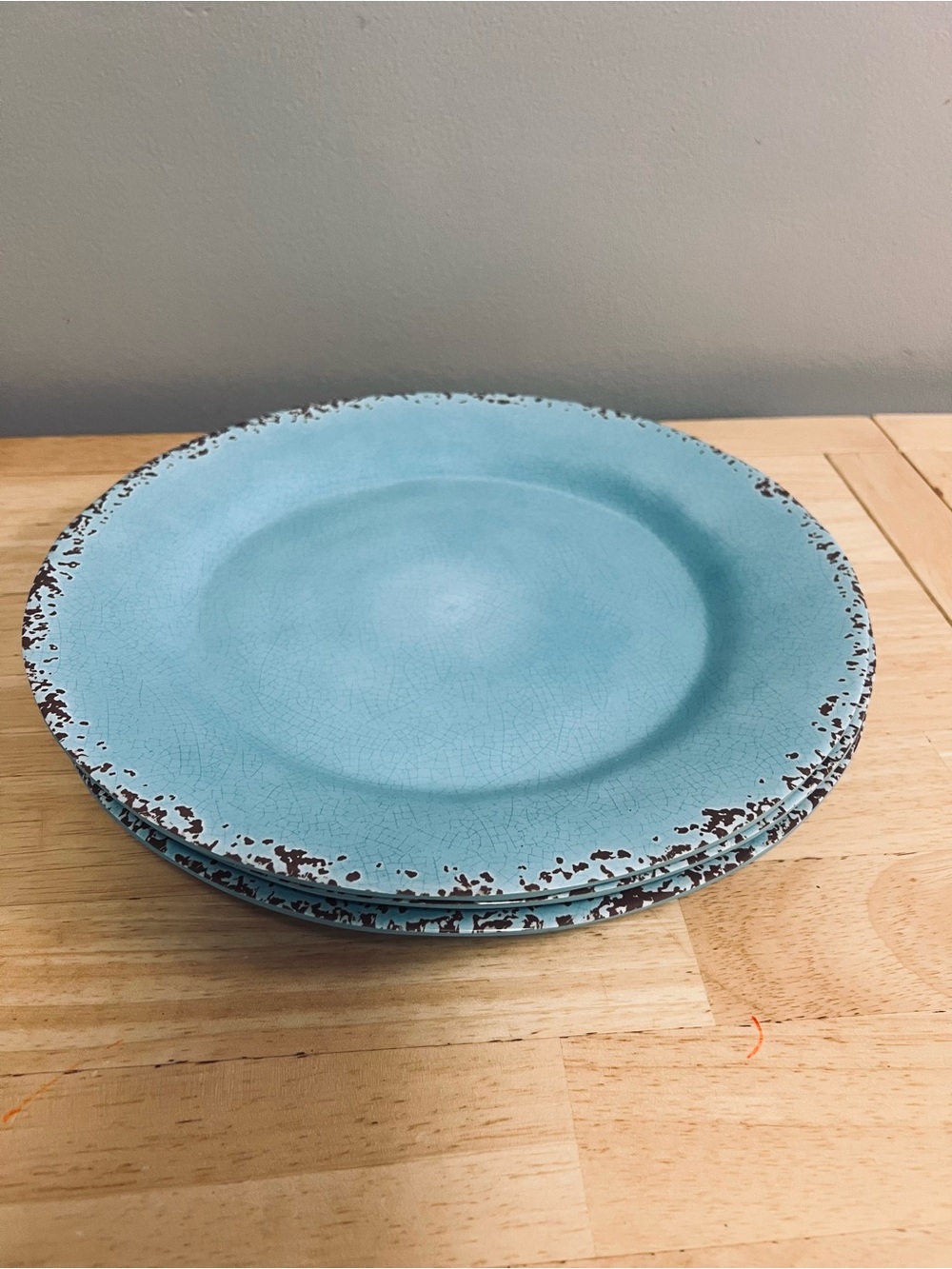 Tommy Bahama Turquoise Rustic Crackle Melamine 11” Dinner Plates set of 3